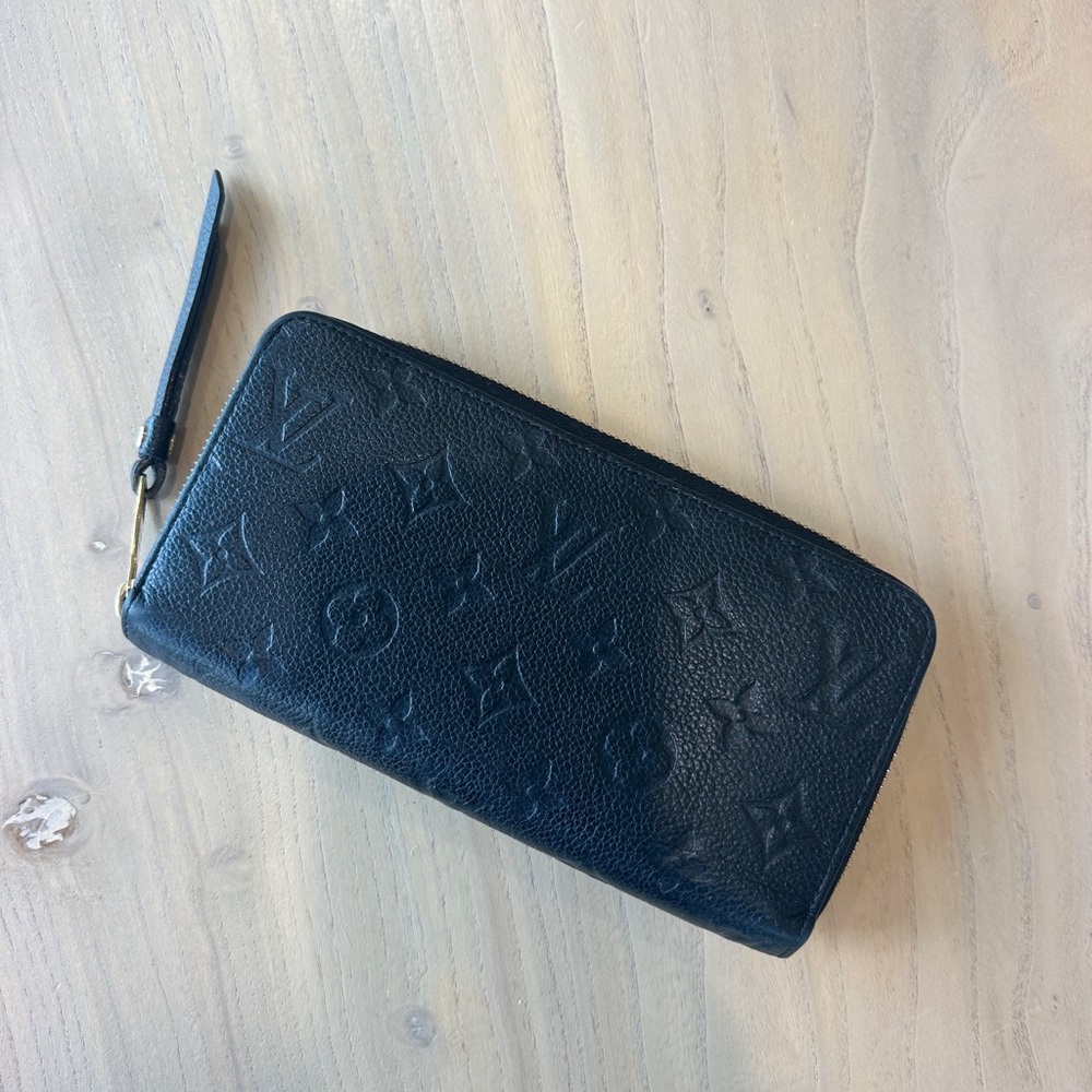 Louis Vuitton Black Embossed Zipper Wallet